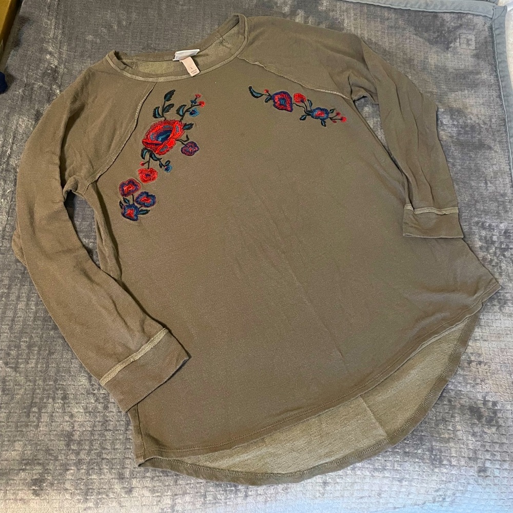 Knox Rose long sleeve